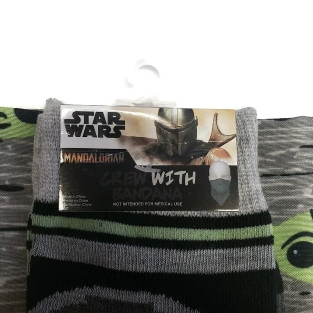 Star Wars Mens Shoe Size 6-12 THE MANDALORIAN THE CHILD Crew Socks Bonus Bandana
